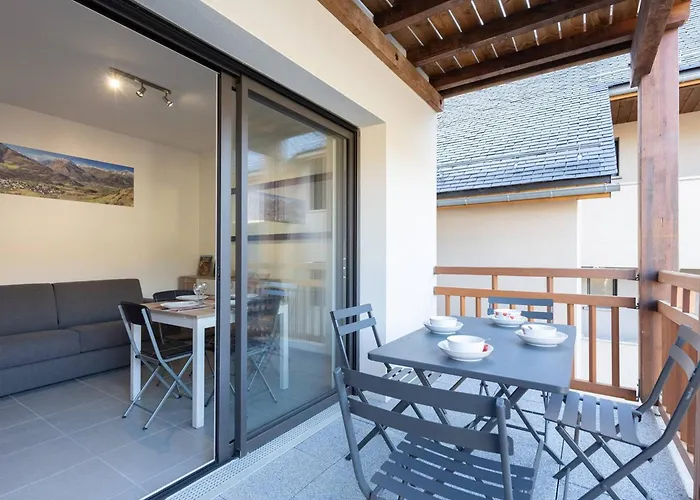 à Loudenvielle, T2 Moderne, Proche Télécabine, Parking, Wifi - Fr-1-695-61 Appartamento *